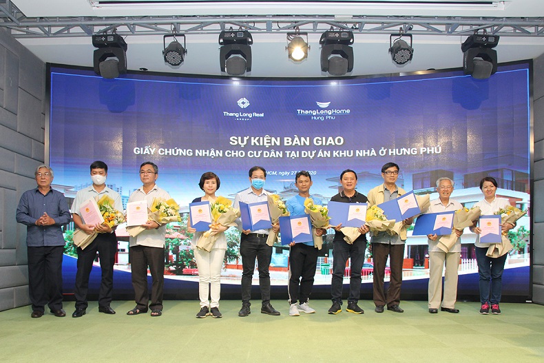 Hưng Phú Invest bàn giao “sổ hồng” cho khách hàng dự án Thang Long Home – Hưng Phú